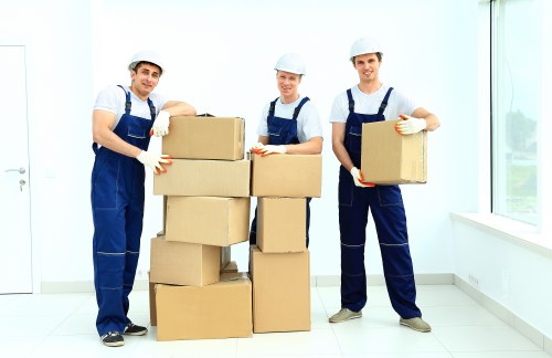 Careful loading of household items during a Blackfen removal